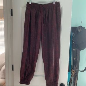 Nike Snakeprint Joggers